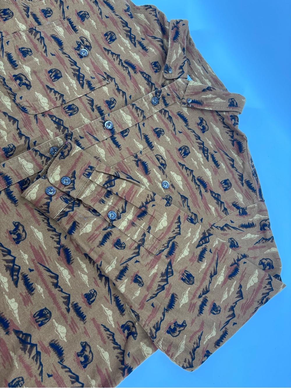 Duluth Trading Co Shirt Brown Bear Print‎ Flannel Relaxed Fit EUC Men's 2X Large